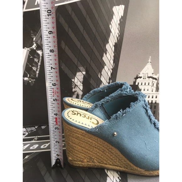 Women's Circus by Sam Edelman  Mules - Picture 4 of 6